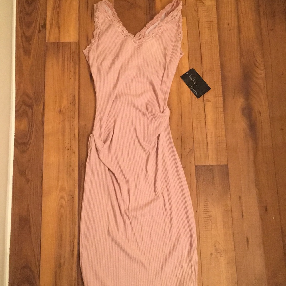 Nicole Miller Cute pink dress